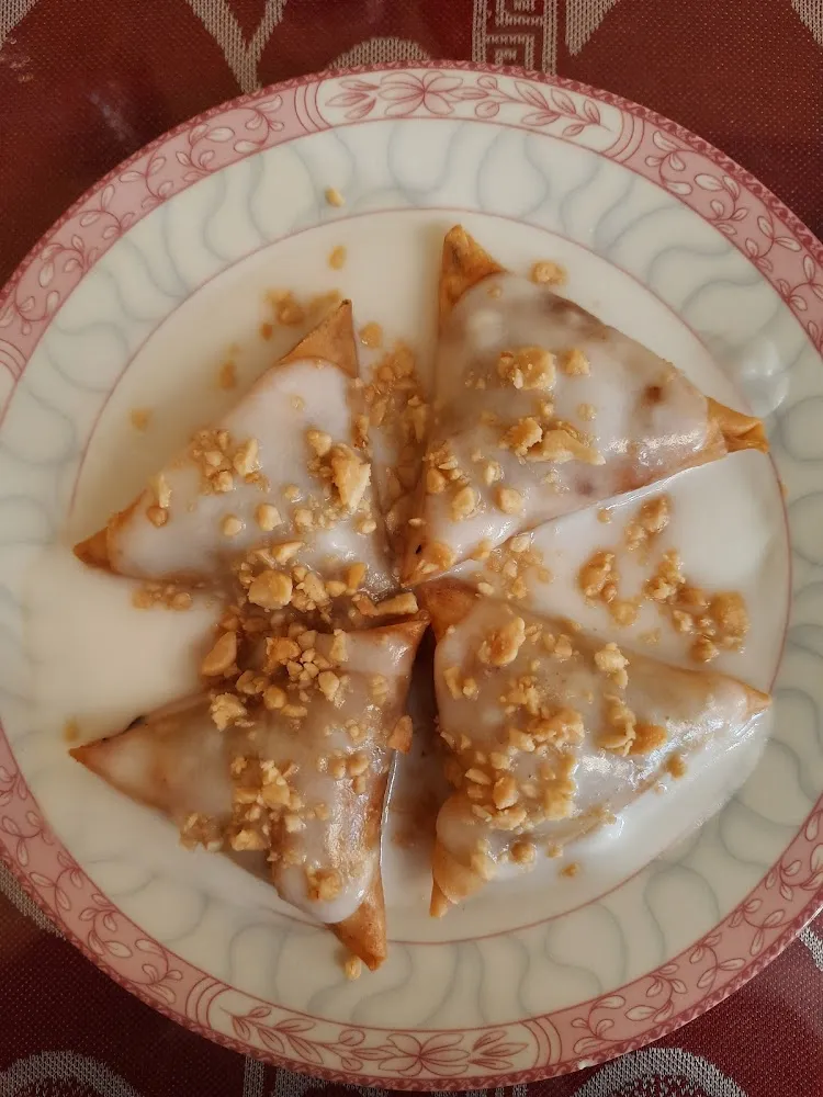 Samoussa de Banane Sauce Lait de Coco